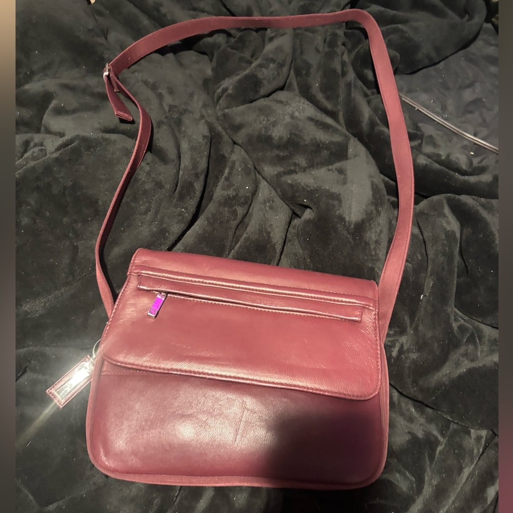 Elegant Burgundy Genuine Leather Shoulder Bag